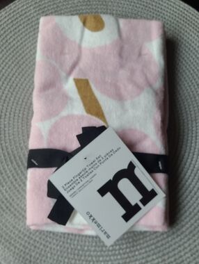 Marimekko Unikko Poppy Fingertip Towel Set